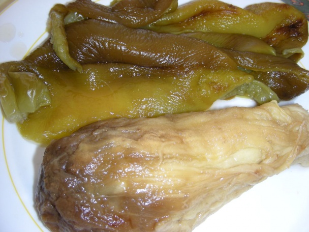 Paradajky plnené baklažánom a paprikou (fotorecept) - obrázok 6