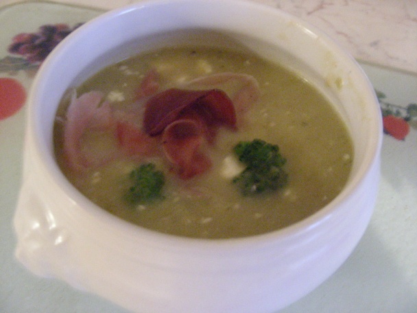 Brokolicovo-cuketová polievka s prosciuttom (fotorecept) - obrázok 4