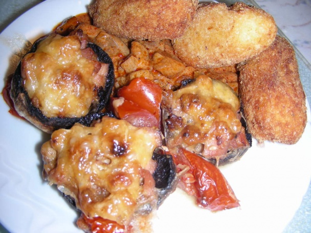 Plnené šampiňóny s parmezánovými kroketami a hubovým paprikášom  (fotorecept) - obrázok 7