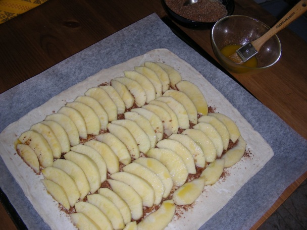 Rýchly jablkový koláč s obrubou (fotorecept) - obrázok 5