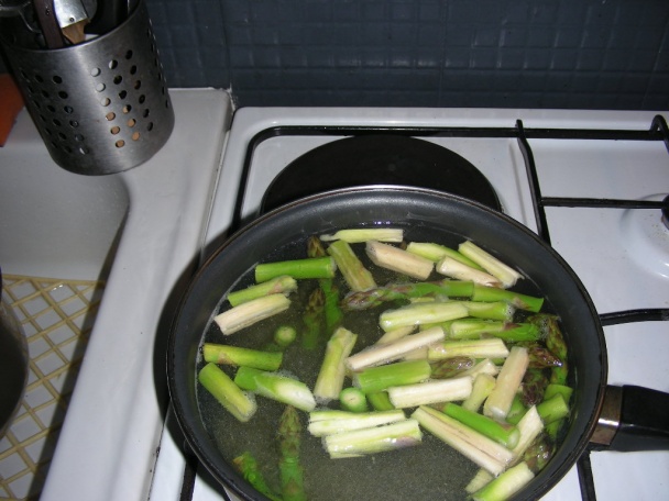 Baskický špargľový krém (fotorecept) - obrázok 3