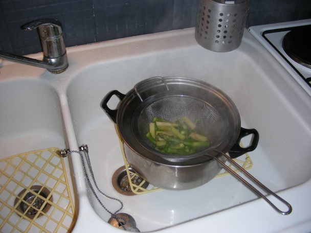 Baskický špargľový krém (fotorecept) - obrázok 4