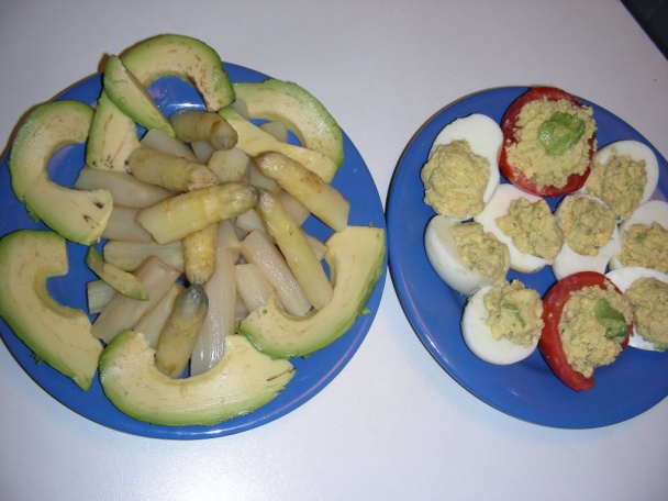 Špargľa s avokádovými vajcami - obrázok 4