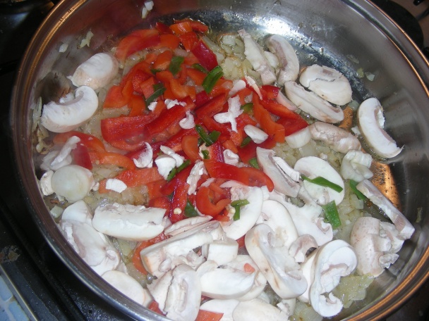 Kuracie stehná so zeleninou a šampiňónmi (fotorecept) - obrázok 4