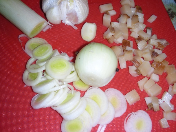 Fazuľová polievka s pivom - Soupe aux haricots secs (fotorecept) - obrázok 3