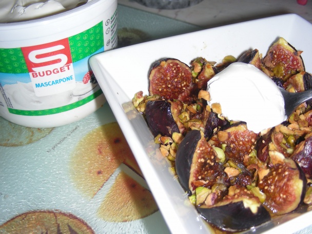 Medové figy s koňakom a pistáciami (fotorecept) - obrázok 9