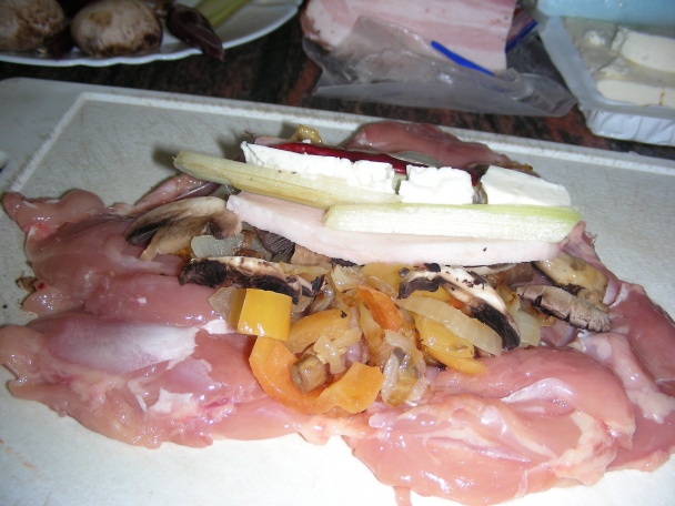 Kuracie závitky s rebarborou a balkánskym syrom (fotorecept) - obrázok 2