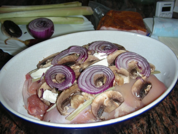 Kuracie závitky s rebarborou a balkánskym syrom (fotorecept) - obrázok 3