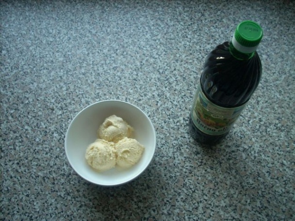 Ako zvýrazniť chuť vanilkovej zmrzliny tradičným tekvicovým olejom - obrázok 1