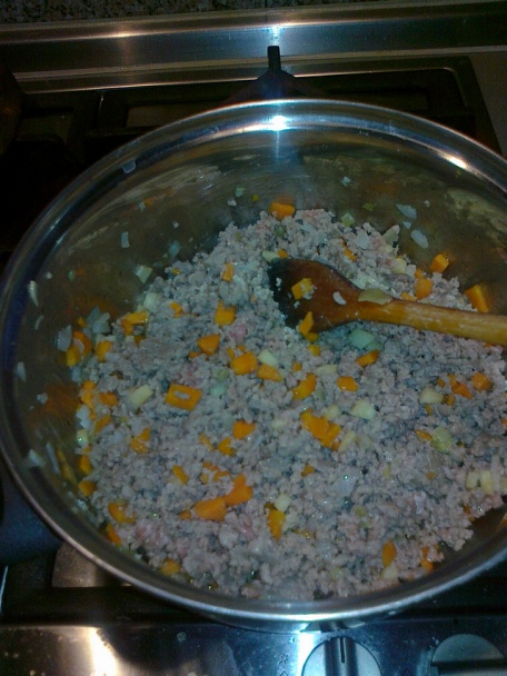 Plnené papriky s mletým mäsom a ryžou - Пълнени чушки с кайма и ориз (fotorecept) - obrázok 3