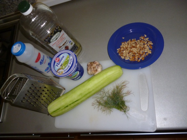 Tarator s orechmi - Таратор с орехи - obrázok 1