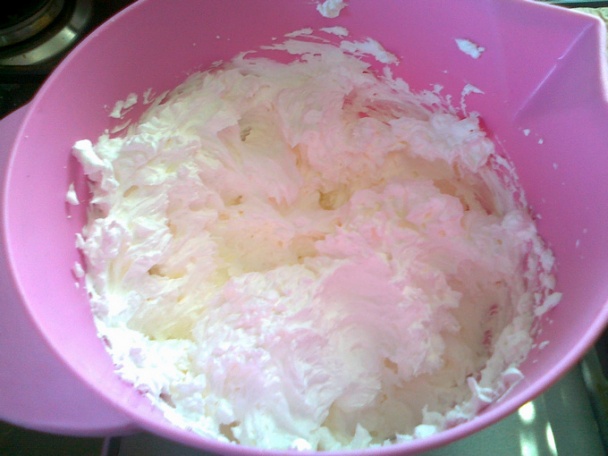 Šľahačková roláda s ovocím (fotorecept) - obrázok 2