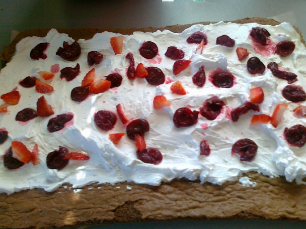 Šľahačková roláda s ovocím (fotorecept) - obrázok 3