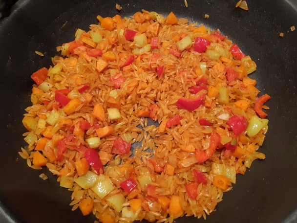 Kritharaki s fetou a bazalkou (fotorecept) - obrázok 4