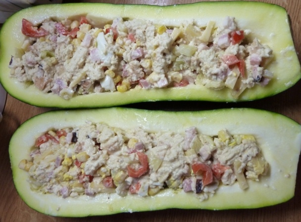 Zapekaná cukina s toustovou zmesou a slaninkou - obrázok 1