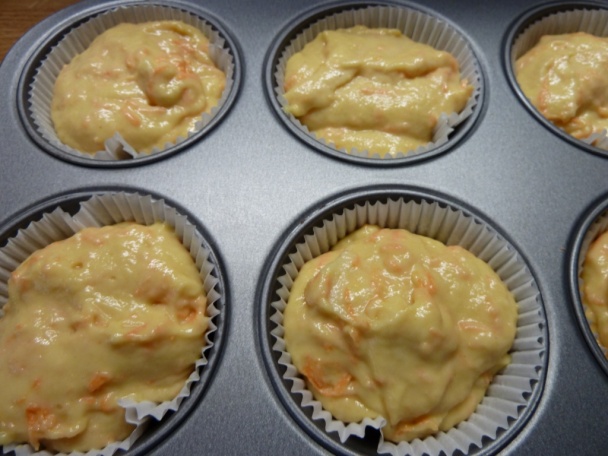 Hrnčekové muffinky s mrkvou - obrázok 2