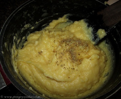Gougères - syrové pusinky z odpaľovaného cesta (fotorecept) - obrázok 7
