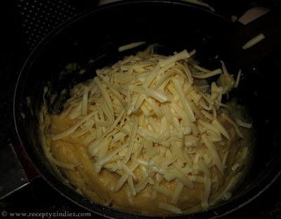 Gougères - syrové pusinky z odpaľovaného cesta (fotorecept) - obrázok 8