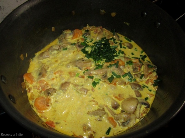 Šampiňóny s mrkvou na smotane (fotorecept) - obrázok 6