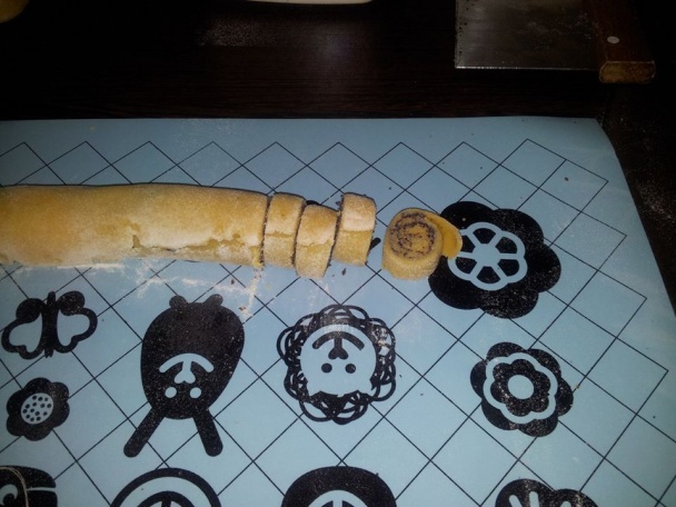 Makové slimáčiky z lineckého cesta  - obrázok 3