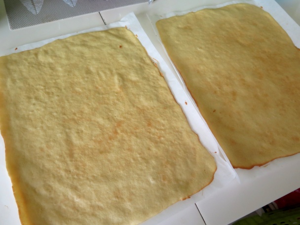 Krémeš s plátmi z liateho cesta (fotorecept) - obrázok 3