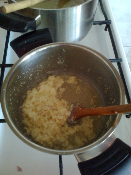 Cestoviny so syrovou omáčkou - obrázok 1