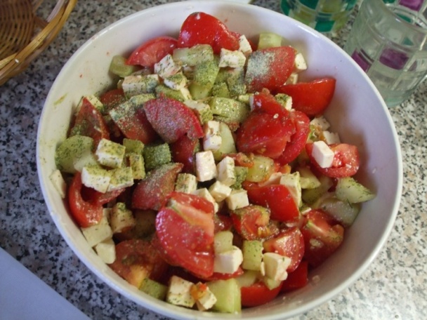 Môj jednoduchý grécky šalát - obrázok 1