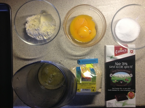 Bezlepkový piškótový koláč bez cukru (fotorecept) - obrázok 1