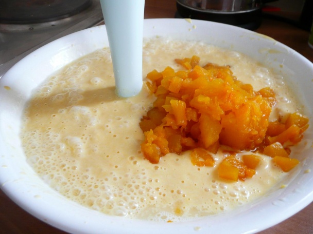 Halloweenský tekvicový koláč :-) (fotorecept) - obrázok 4