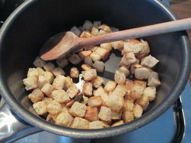 Jednoduchá cesnaková krémova polievka (fotorecept) - obrázok 3