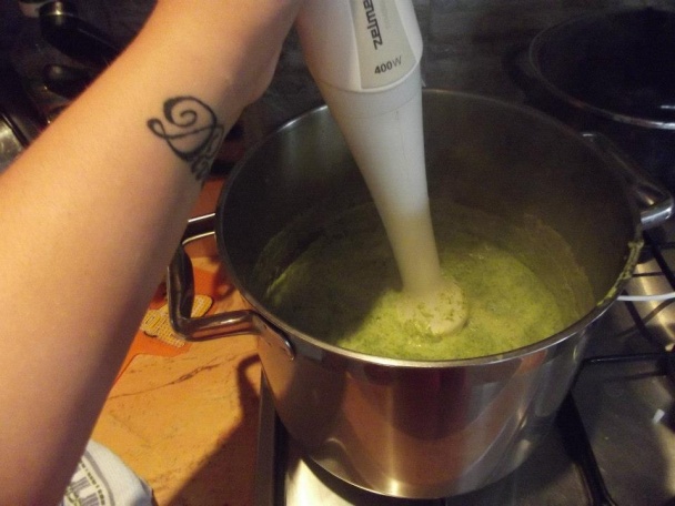 Špenátová polievka so špenátovými haluškami (fotorecept) - obrázok 10