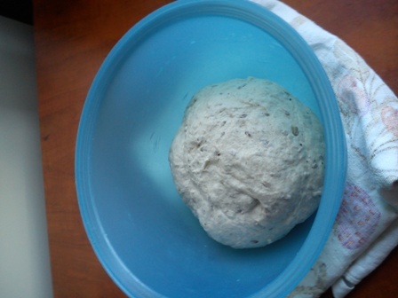 Kváskový hrnčekový chlieb - obrázok 2