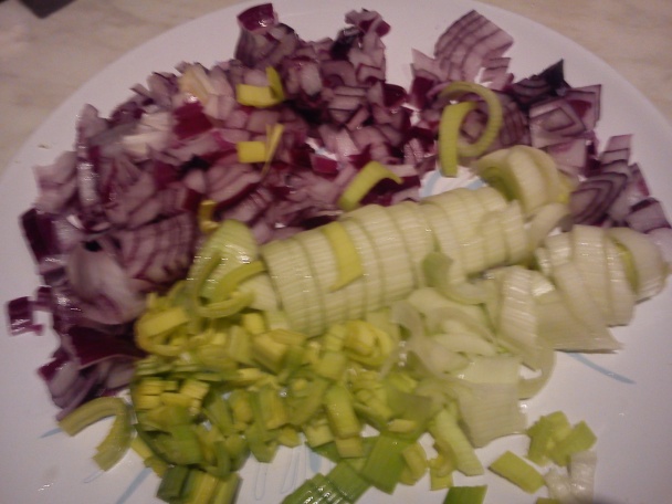 Pizza roláda plnená cuketou, slaninkou a syrom (fotorecept) - obrázok 3