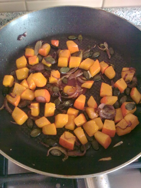 Tekvicová polievka so syrom - obrázok 6