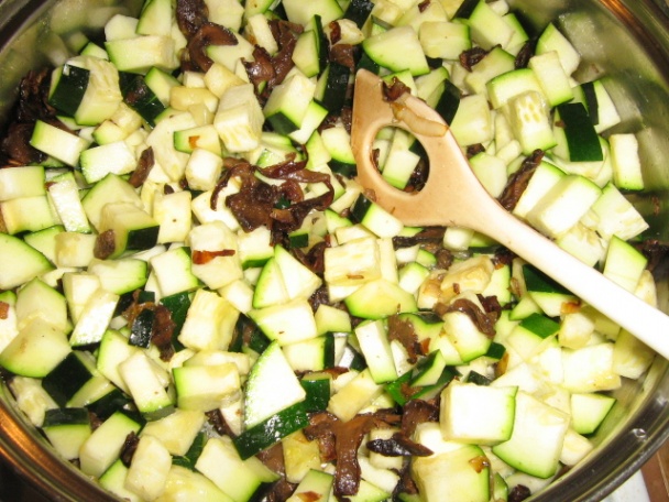 Palacinky na slano s hubovou plnkou (fotorecept)  - obrázok 4