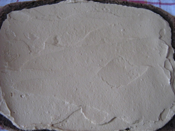 Jemnučká kávová roláda (bez múky) - obrázok 9