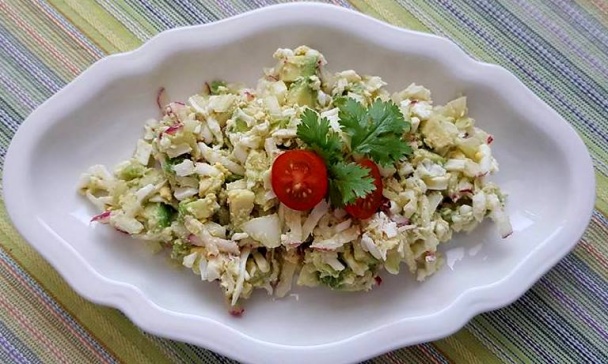 Vajíčkový šalát s avokádom - obrázok 1