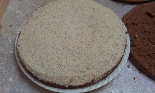 Orechovo-čokoládová torta à la Ajka - obrázok 3