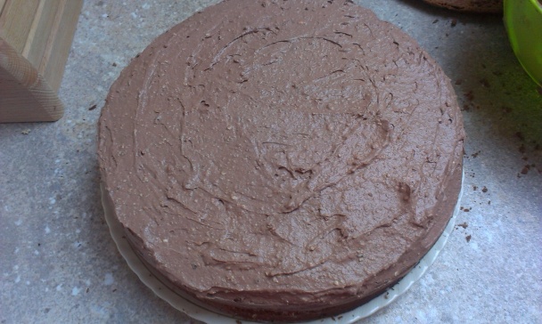 Orechovo-čokoládová torta à la Ajka - obrázok 4