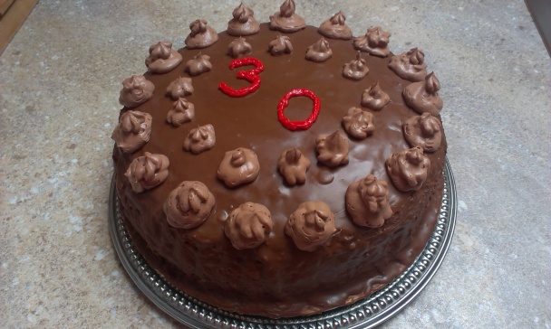 Orechovo-čokoládová torta à la Ajka - obrázok 6