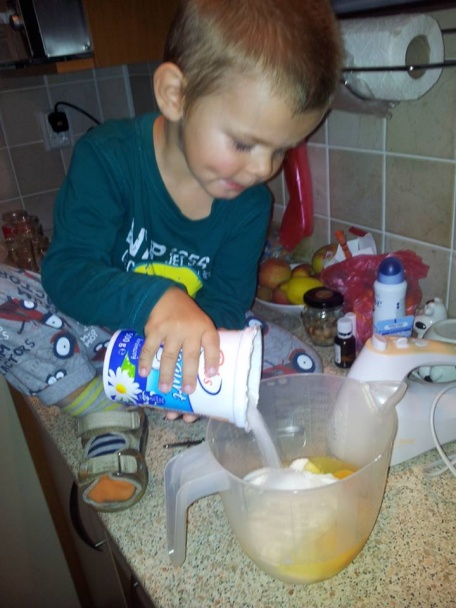 Rýchly jogurtový koláč - obrázok 2