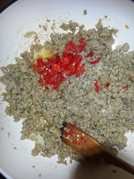 Tortilla s mletým mäsom pikant - obrázok 1