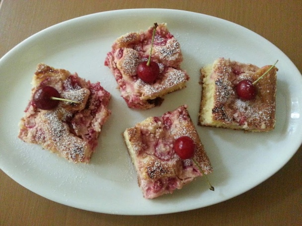 Tvarohovo-višňová bublanina - obrázok 3