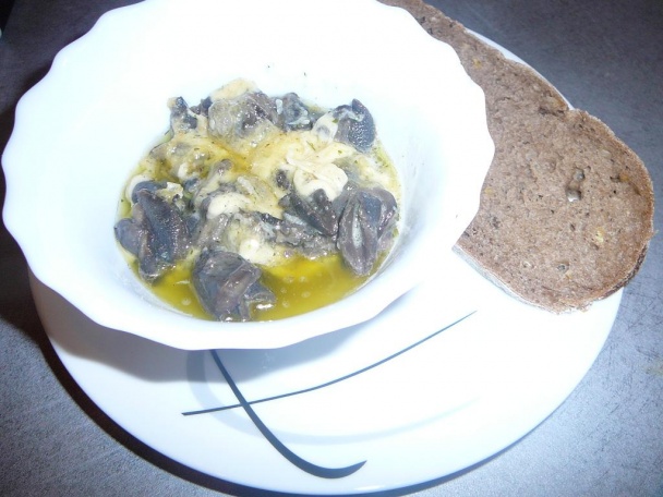 Slimáky s bylinkovým maslom (fotorecept)  - obrázok 6