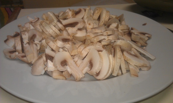 Syrovo-šampionová omáčka z jedného hrnca - obrázok 1