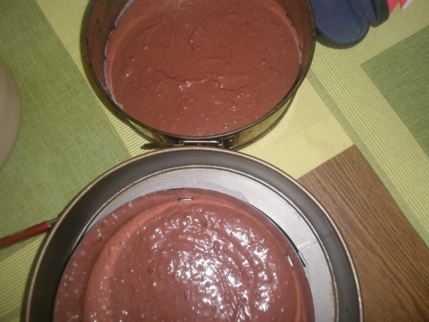 Cviklová torta s bielou čokoládou a tvarohom (fotorecept) - obrázok 4