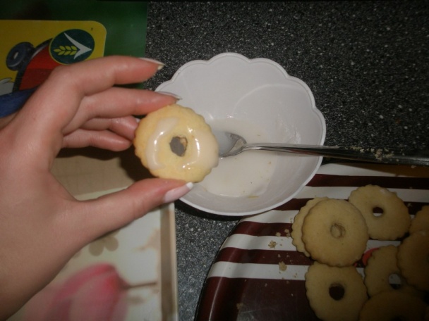 Smotanové venčeky s orechmi (fotorecept)  - obrázok 3