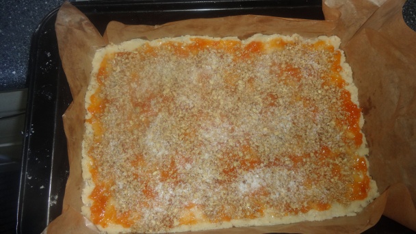 Tvarohovo-orechové rezy (fotorecept)  - obrázok 5