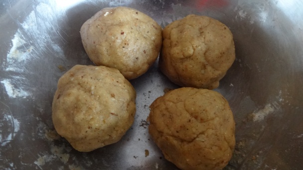 Medovo-orechové rezy s vanilkovým krémom (fotorecept) - obrázok 2