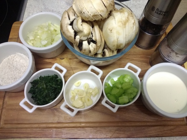 Hubová polievka (videorecept) - obrázok 1